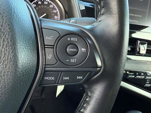 Used 2023 Toyota Camry SE FWD image 12