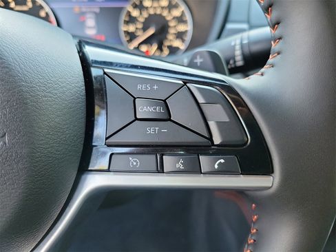 Used 2025 Nissan Altima 2.5 SR image 20