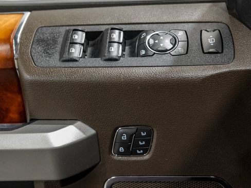 Used 2020 Ford F250 King Ranch w/ King Ranch Ultimate Package AWD/4WD image 44