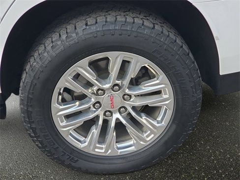 Used 2021 GMC Yukon SLT w/ SLT Luxury Plus Package image 37