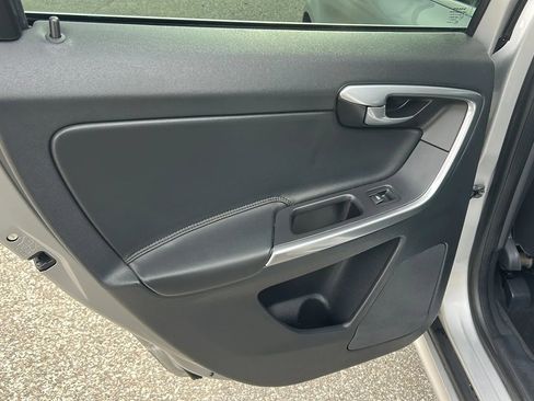 Used 2015 Volvo XC60 T6 Premier Plus AWD/4WD image 11