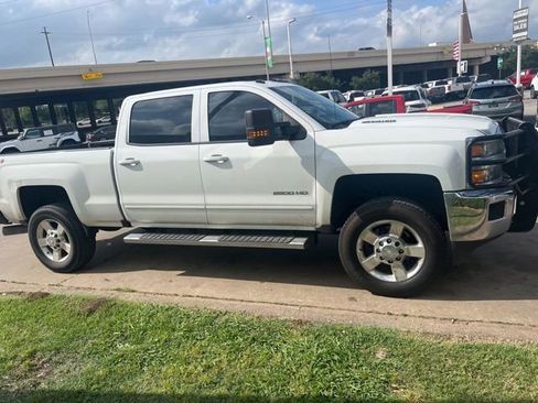 Used 2016 Chevrolet Silverado 2500 LT AWD/4WD image 1