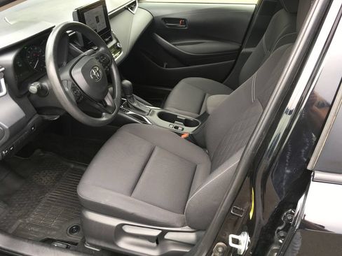 Used 2024 Toyota Corolla LE FWD image 19