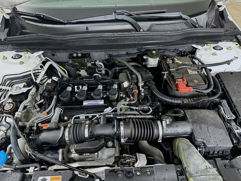 Used 2018 Honda Accord LX image 34