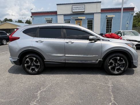 Used 2018 Honda CR-V Touring image 7