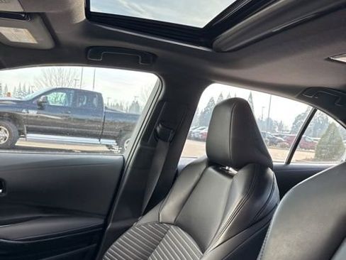 Used 2022 Toyota Corolla XSE image 5