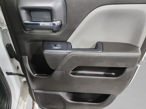 Used 2018 Chevrolet Silverado 2500 W/T AWD/4WD image 14