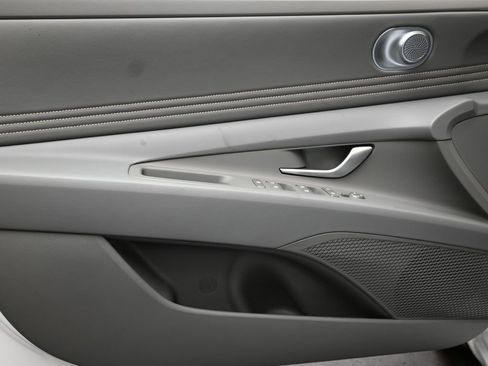 New 2026 Hyundai Elantra Sport image 23