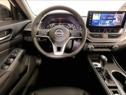 New 2026 Nissan Altima 2.5 SR AWD/4WD image 22