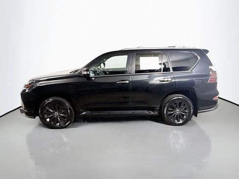 Used 2023 Lexus GX 460 Luxury w/ Sport Design Package AWD/4WD image 4