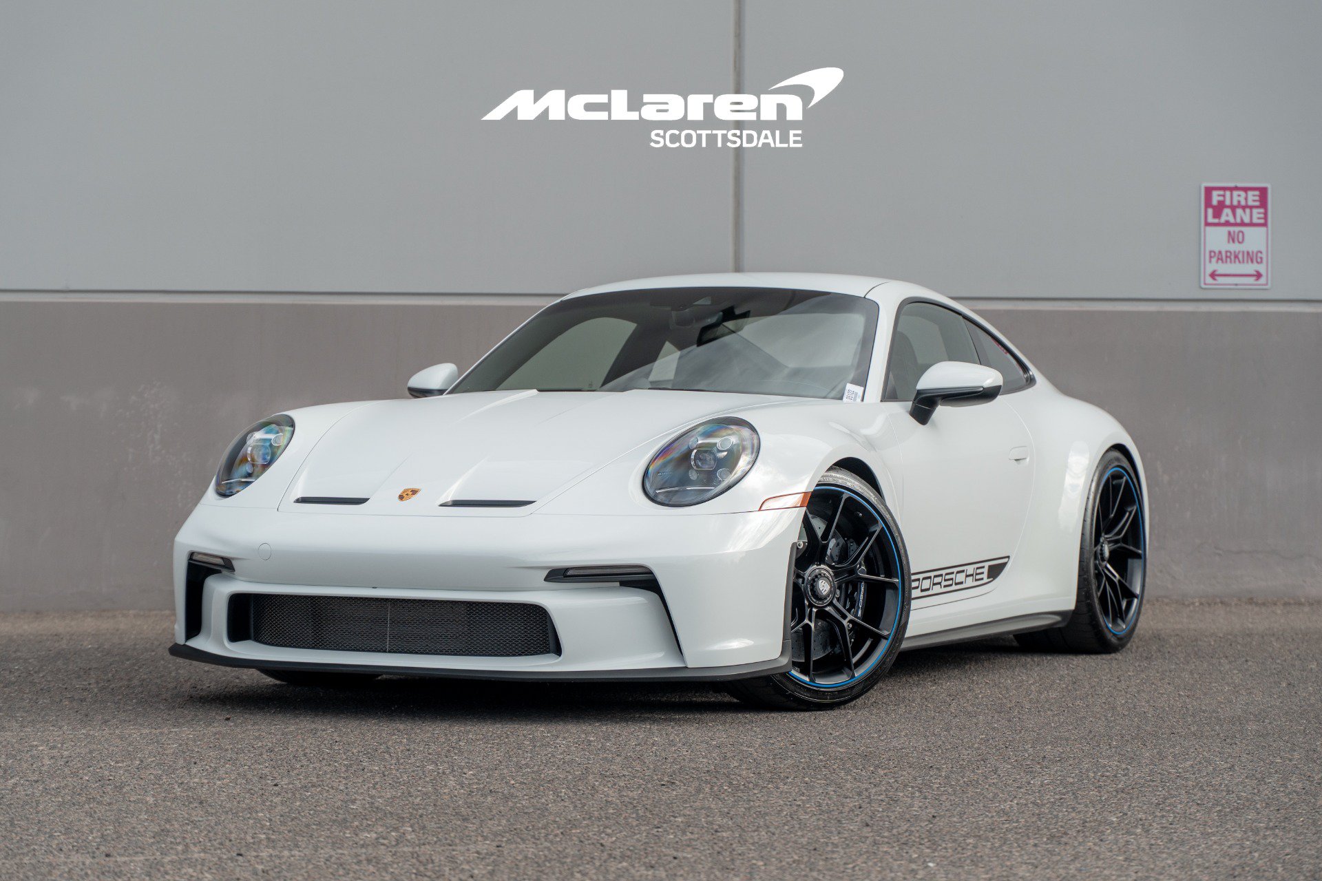 Used 2022 Porsche 911 GT3 RWD image 2