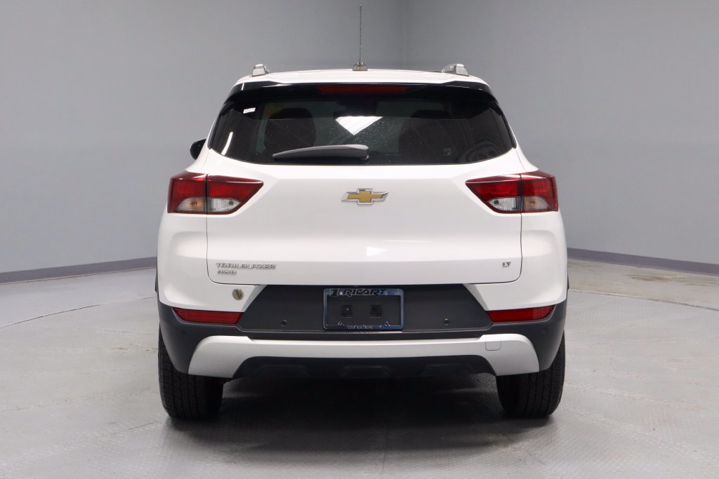 Used 2021 Chevrolet TrailBlazer LT w/ Sun and Liftgate Package AWD/4WD image 10