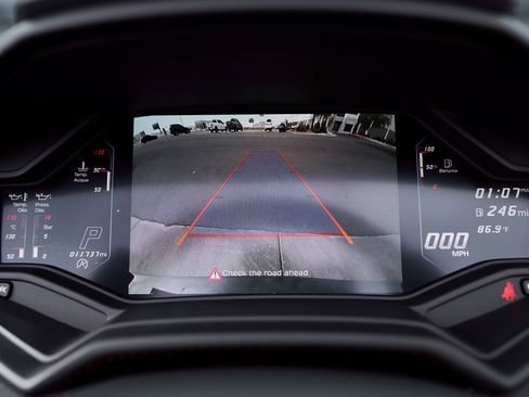 Used 2021 Lamborghini Huracan EVO image 61