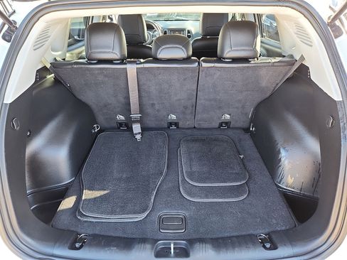 Used 2017 Jeep Compass Latitude image 29