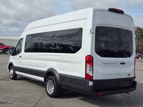 Used 2025 Ford Transit 350 XLT image 3