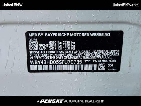 Used 2025 BMW i4 xDrive40i image 15