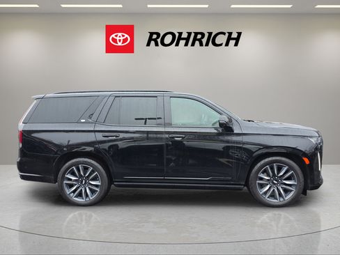 Used 2023 Cadillac Escalade Sport w/ Touring Package AWD/4WD image 4