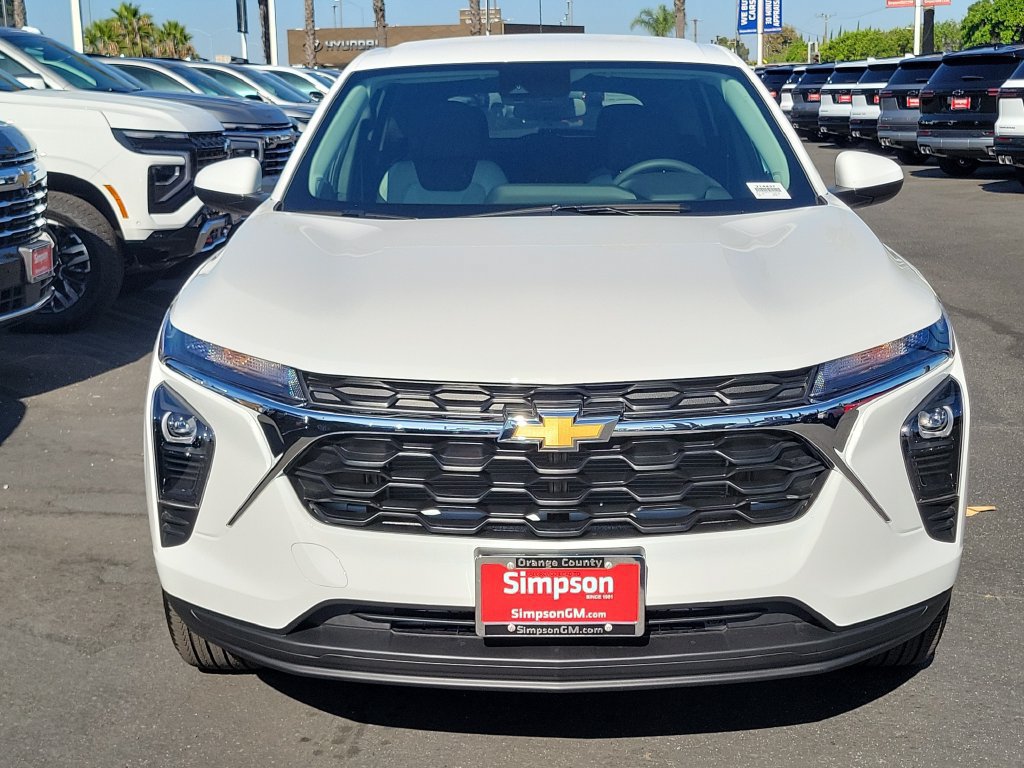 New 2026 Chevrolet Trax LS w/ LS Convenience Package FWD image 21
