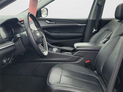 Used 2022 Jeep Grand Cherokee L Limited image 15