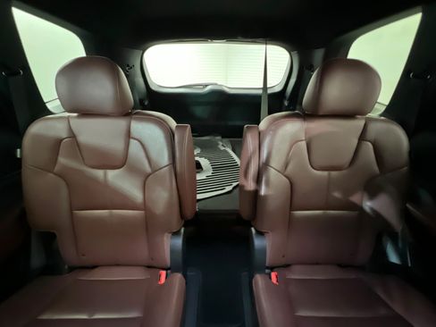 Used 2023 Kia Telluride EX w/ EX Captain's Chair Package AWD/4WD image 26