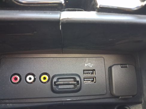 Used 2015 Ford Fusion SE w/ Equipment Group 202A FWD image 20