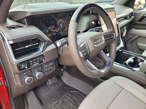 New 2026 GMC Yukon XL Elevation image 21