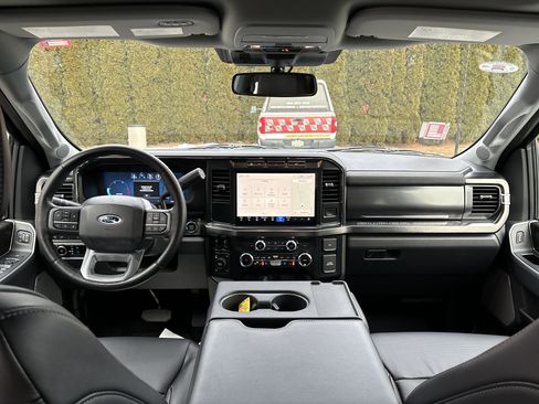 Used 2024 Ford F350 Lariat w/ Camper Package image 14