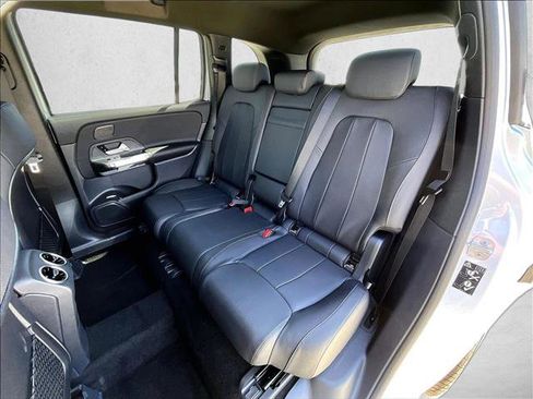 New 2026 Mercedes-Benz GLB 250 image 12