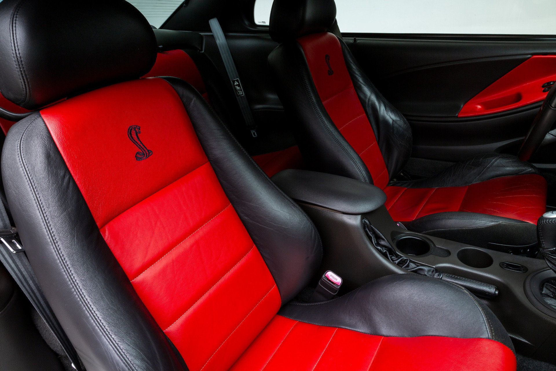 Used 2003 Ford Mustang Cobra RWD image 31