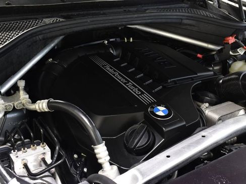 Used 2019 BMW X6 xDrive35i w/ Executive Package image 34