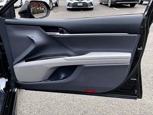 Certified 2022 Toyota Camry SE image 22