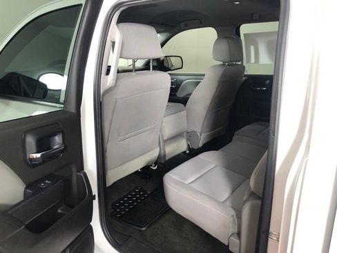 Used 2018 Chevrolet Silverado 1500 Custom w/ Custom Value Package AWD/4WD image 12