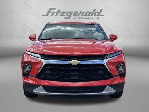 Certified 2025 Chevrolet Blazer LT AWD/4WD image 2