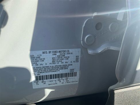 New 2026 Ford Explorer ST-Line w/ ST-Line Street Pack image 18