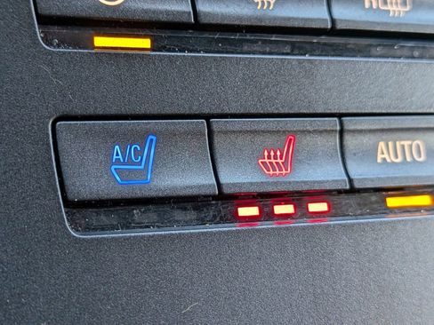 Used 2018 Lincoln MKX Reserve w/ Driver Assistance Package image 28