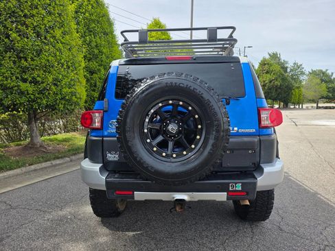 Used 2007 Toyota FJ Cruiser 4WD image 4