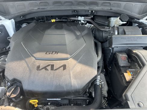 Used 2025 Kia Telluride S AWD/4WD image 15