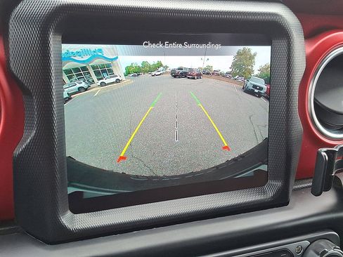 Used 2022 Jeep Wrangler Unlimited Rubicon image 17