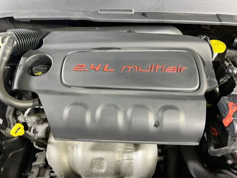Used 2022 Jeep Compass Latitude AWD/4WD image 27