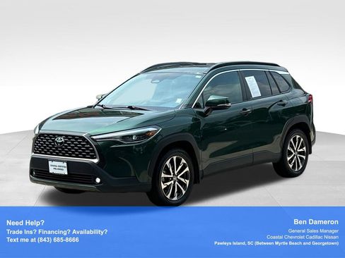 Used 2023 Toyota Corolla Cross XLE w/ Convenience Package AWD/4WD image 1