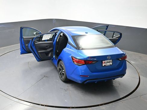 Used 2024 Nissan Sentra SV FWD image 59