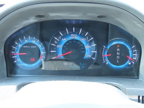 Used 2012 Ford Fusion SE FWD image 19