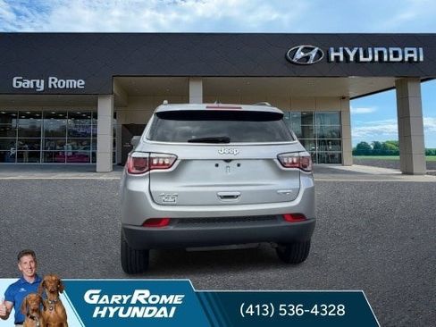 Used 2020 Jeep Compass Latitude w/ Cold Weather Group AWD/4WD image 7