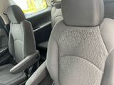 Used 2011 GMC Acadia SLE image 4