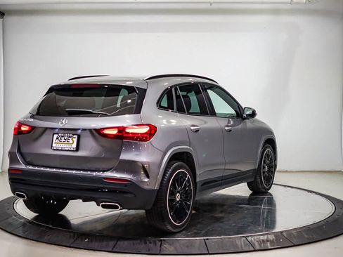 Used 2025 Mercedes-Benz GLA 250 image 4