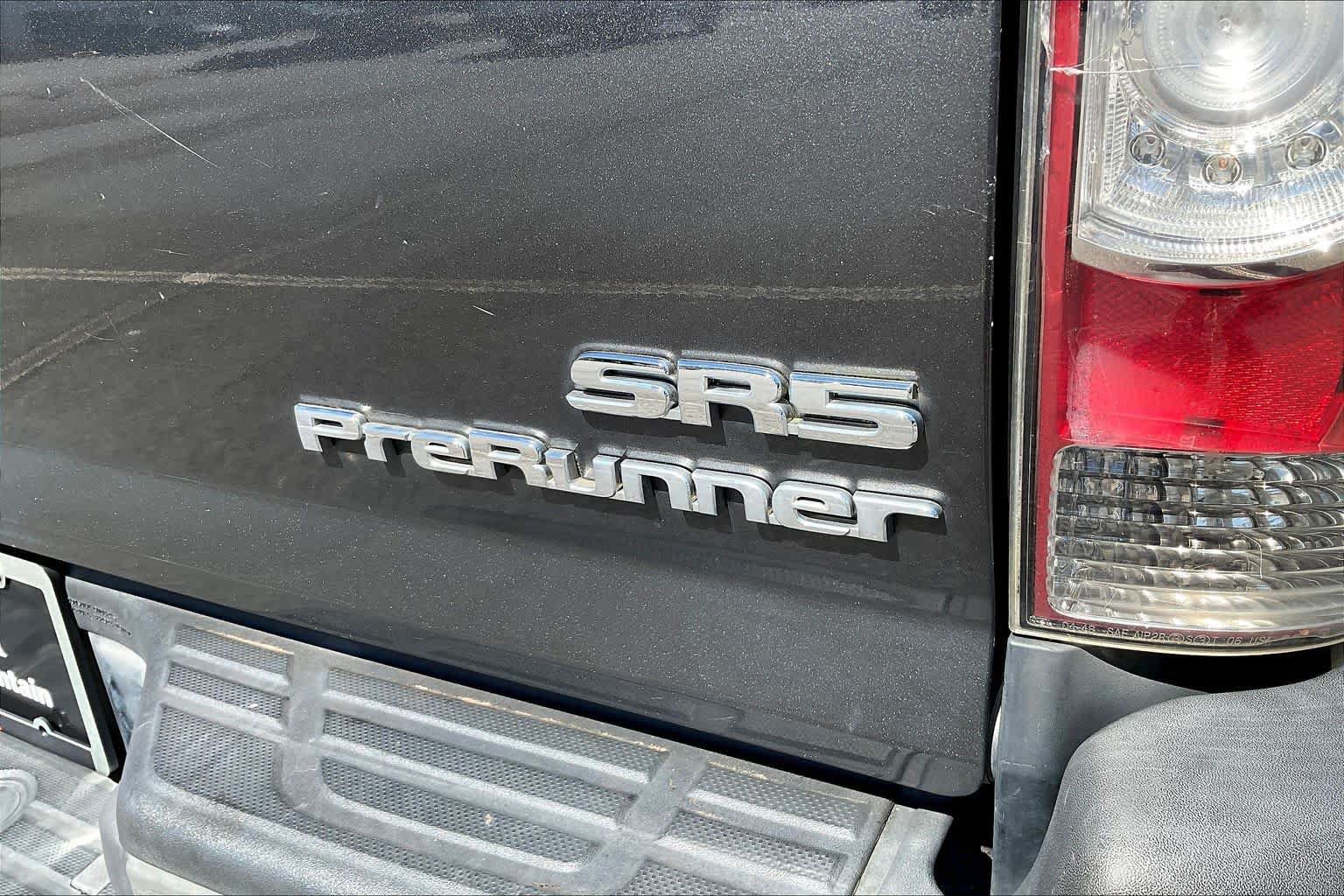 Used 2012 Toyota Tacoma PreRunner w/ SR5 Pkg RWD image 9