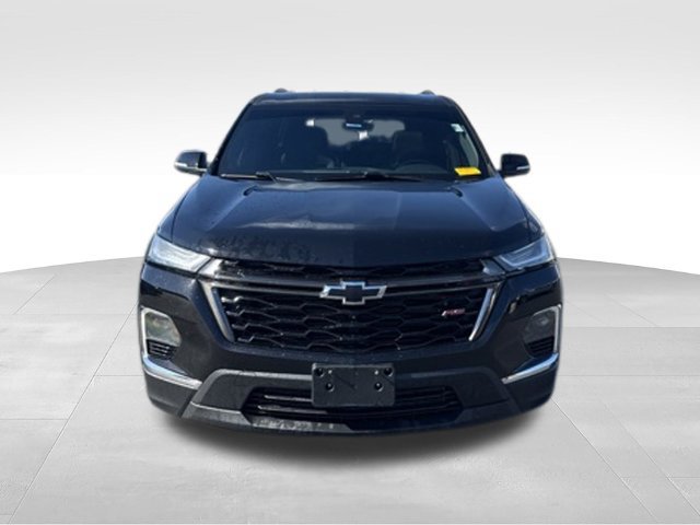 Used 2023 Chevrolet Traverse RS w/ LPO, Floor Liner Package AWD/4WD image 2