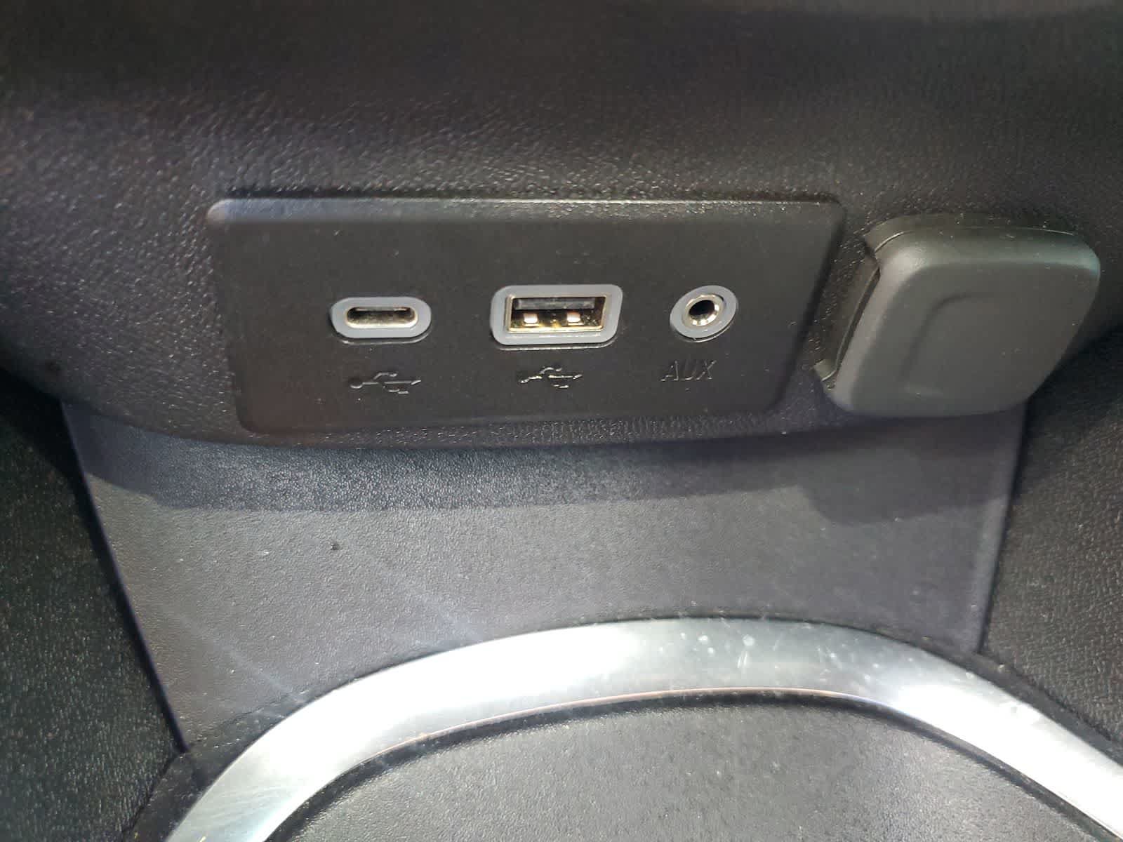 Used 2024 Chevrolet Malibu LT FWD image 22
