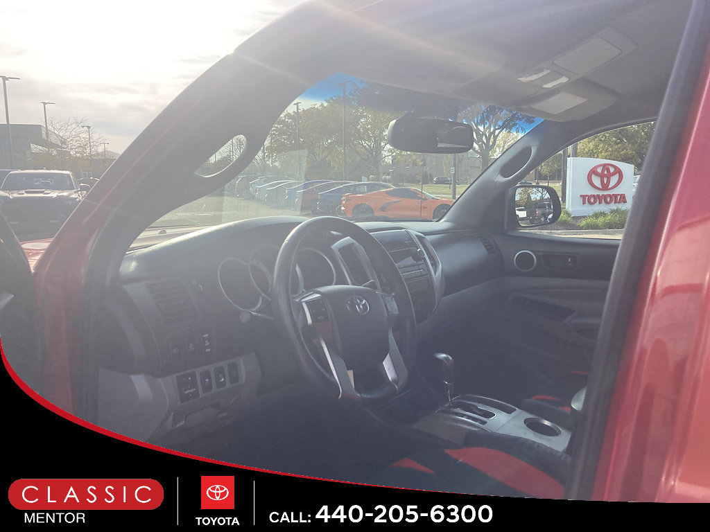 Used 2012 Toyota Tacoma 4x4 Double Cab w/ TRD Off-Road Pkg image 3