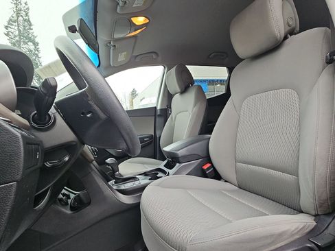 Used 2018 Hyundai Santa Fe Sport image 13